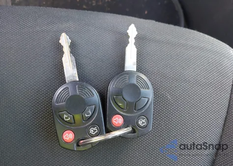 2010 Ford Fusion Se z USA, uszkodzony, nr VIN 3FAHP0HG5AR423809